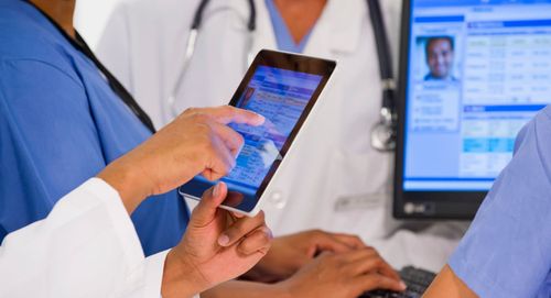 Apa itu EMR vs EHR vs PHR vs HIS? Berikut Perbedaannya!